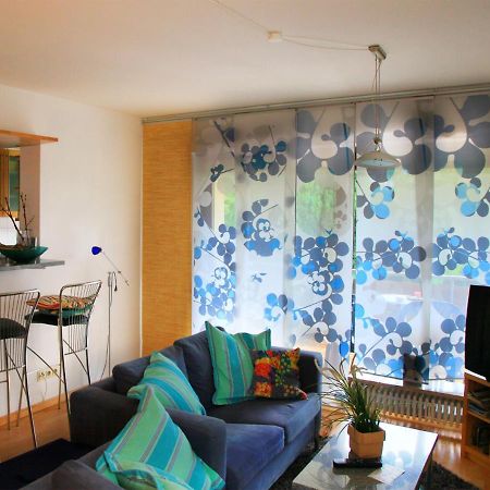 Immenstaad: Grosse Ferienwohnung Имменштад-ам-Бодензее Экстерьер фото