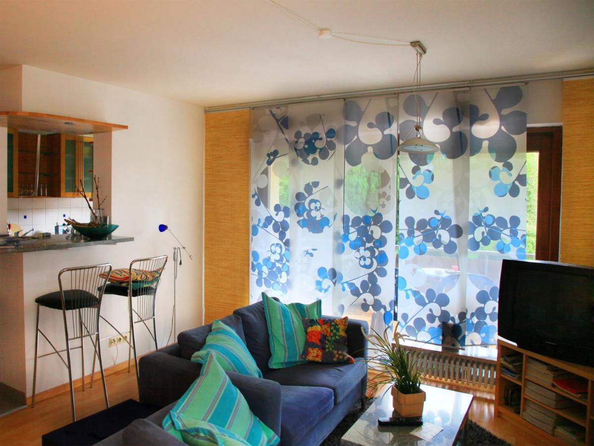 Immenstaad: Grosse Ferienwohnung Имменштад-ам-Бодензее Экстерьер фото